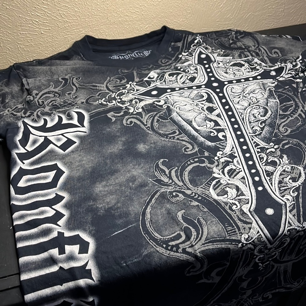 PUNK GRAPHIC TEE
